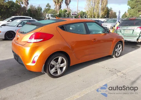 2013 Hyundai Veloster Base W/Black z USA, uszkodzony, nr VIN KMHTC6AD0DU169826